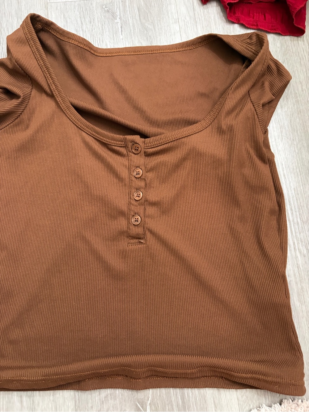 Ribbed Henley Tank Top - Brown